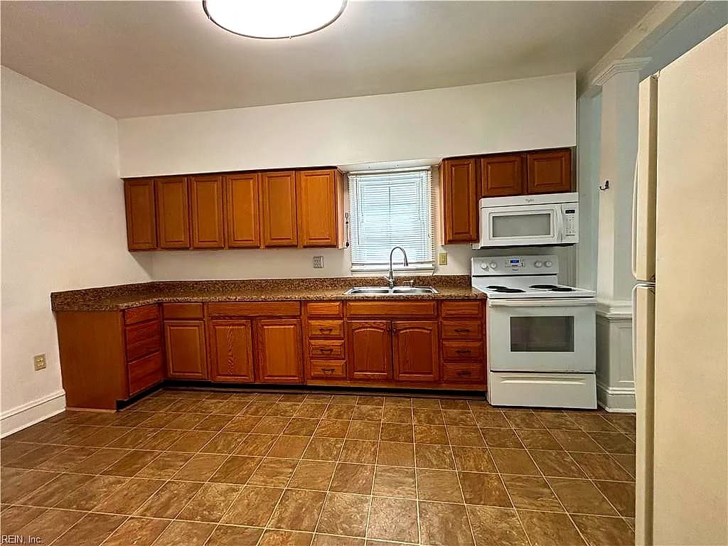 714 Thayor ST #A, NORFOLK VA 23504 thumb 8