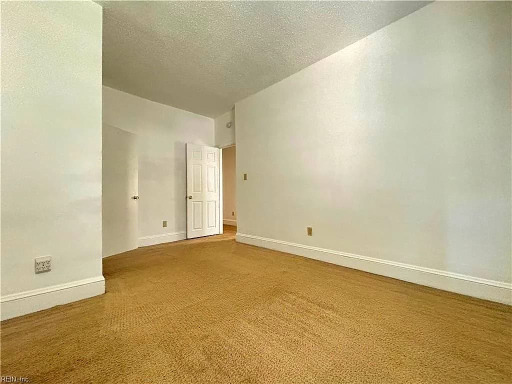 714 Thayor ST #A, NORFOLK VA 23504 thumb 9