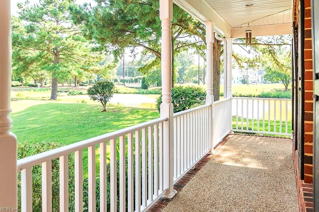 703 S Lismore CT, NEWPORT NEWS VA 23602 - Photo 4