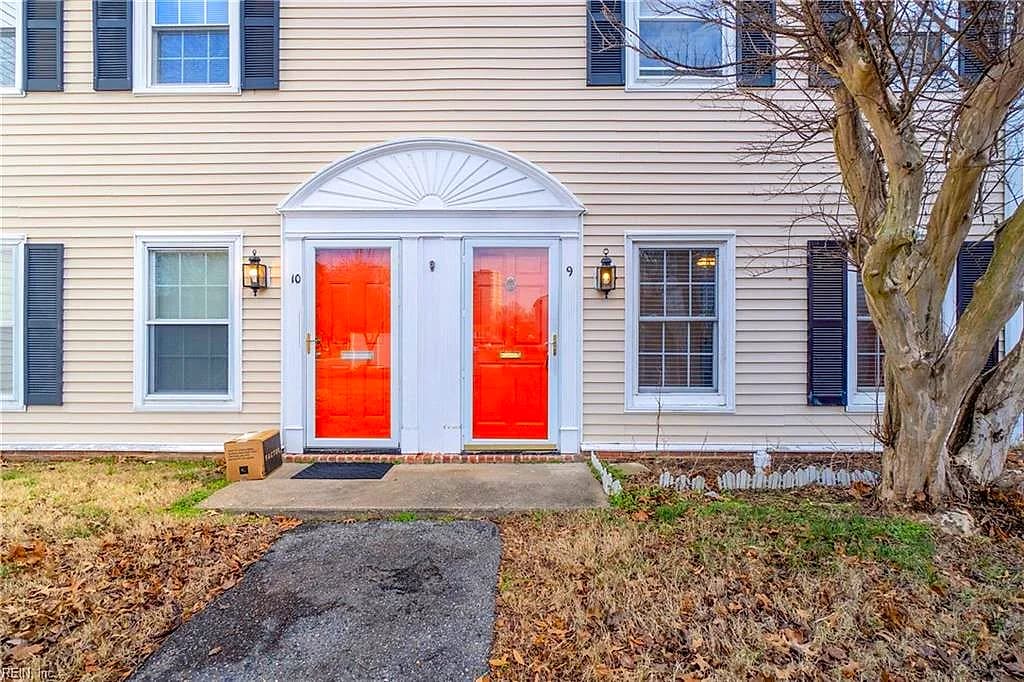 9 Towne Square DR, NEWPORT NEWS VA 23607 - Photo 3