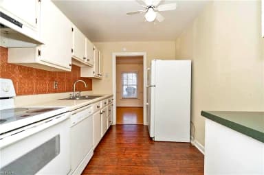 9 Towne Square DR, NEWPORT NEWS VA 23607 thumb 9