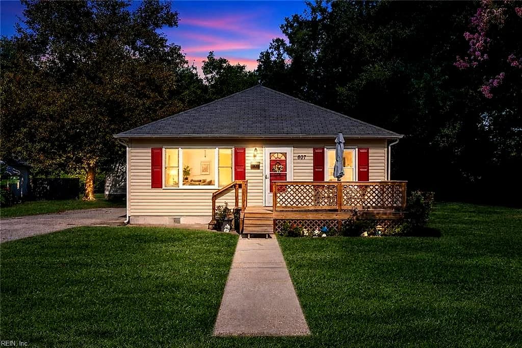 607 Warwickshire CT, NEWPORT NEWS VA 23607 - Main photo