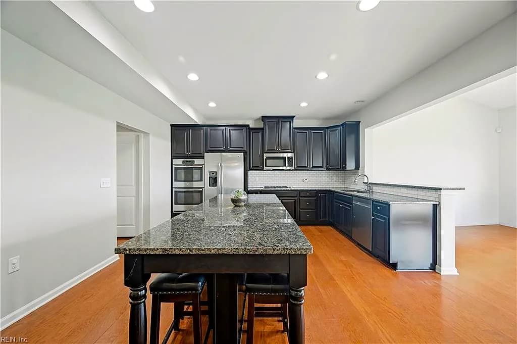 118 Oak Hill LN, SMITHFIELD VA 23430 thumb 12