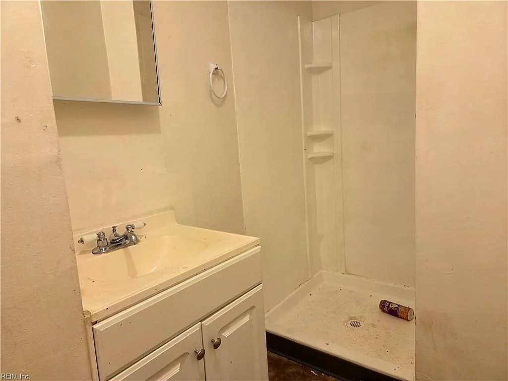 7 Barney PL, PORTSMOUTH VA 23702 thumb 11