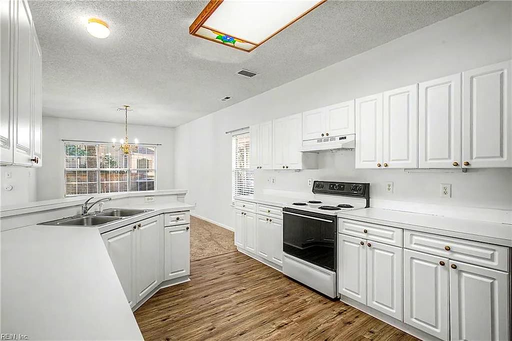 960 Drivers LN, NEWPORT NEWS VA 23602 thumb 7