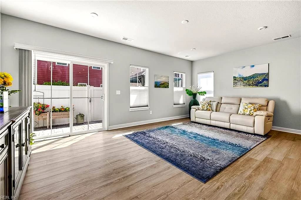 1621 Songbird LN, CHESAPEAKE VA 23323 thumb 11