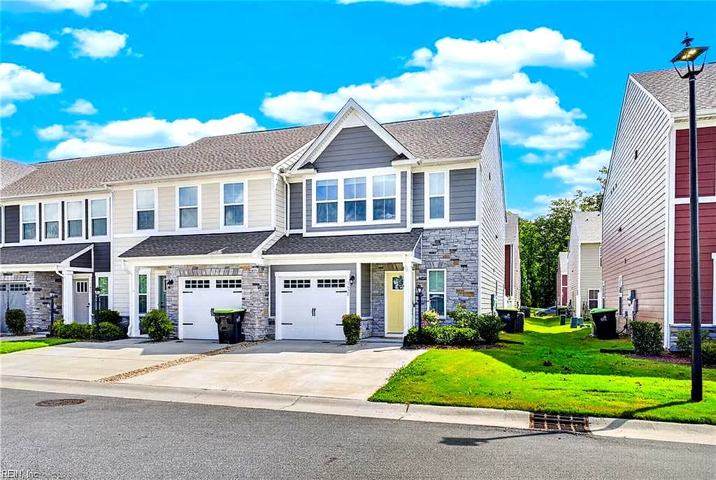 1621 Songbird LN, CHESAPEAKE VA 23323 - Photo 4
