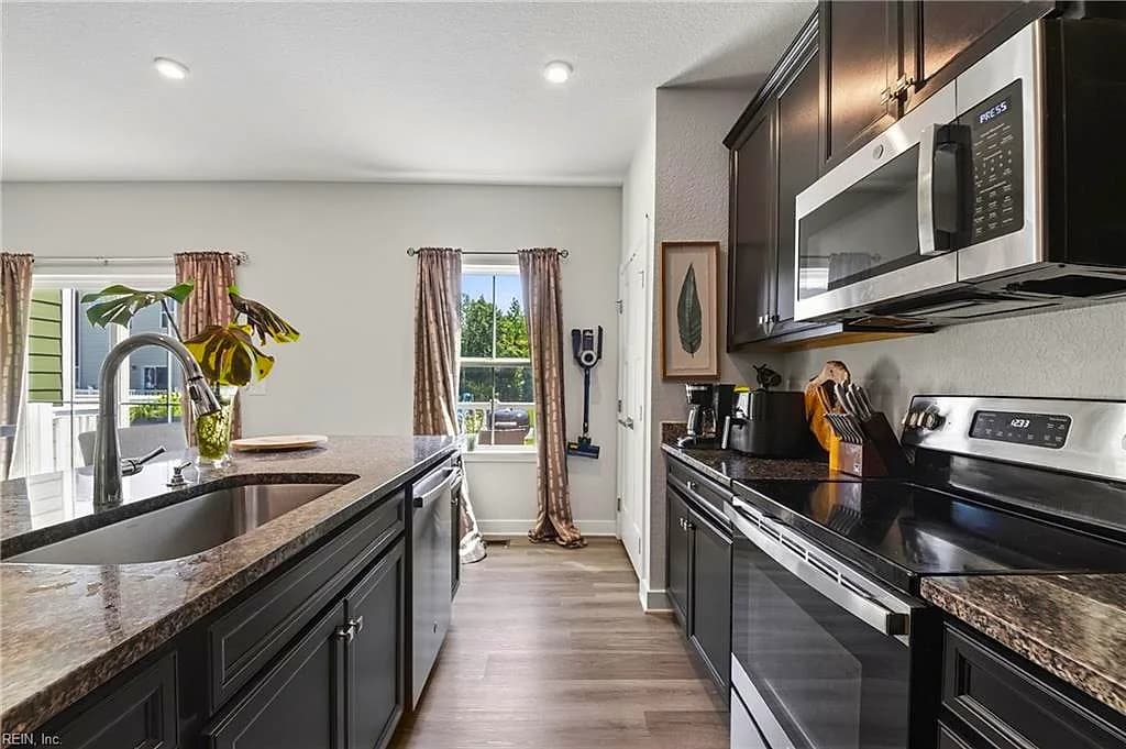 961 Gabion WAY, CHESAPEAKE VA 23323 thumb 8