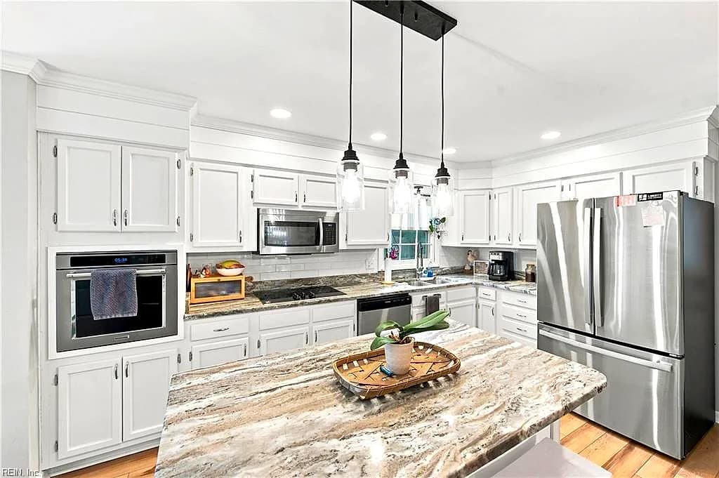 1610 Colonial AVE, SMITHFIELD VA 23430 thumb 10