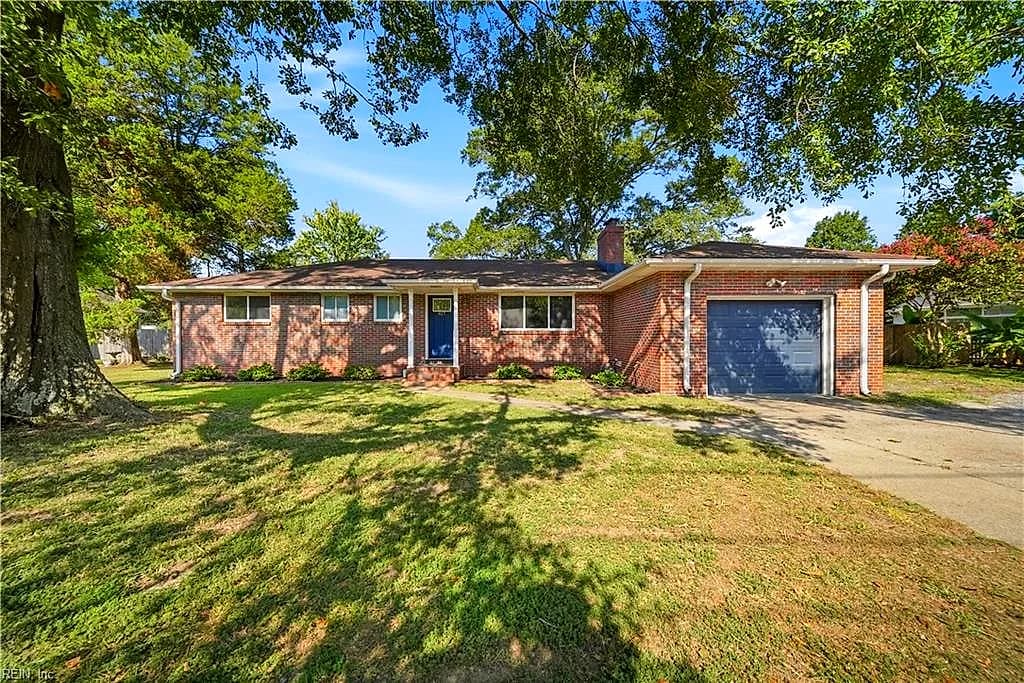 817 N Great Neck RD, VIRGINIA BEACH VA 23454 - Photo 2