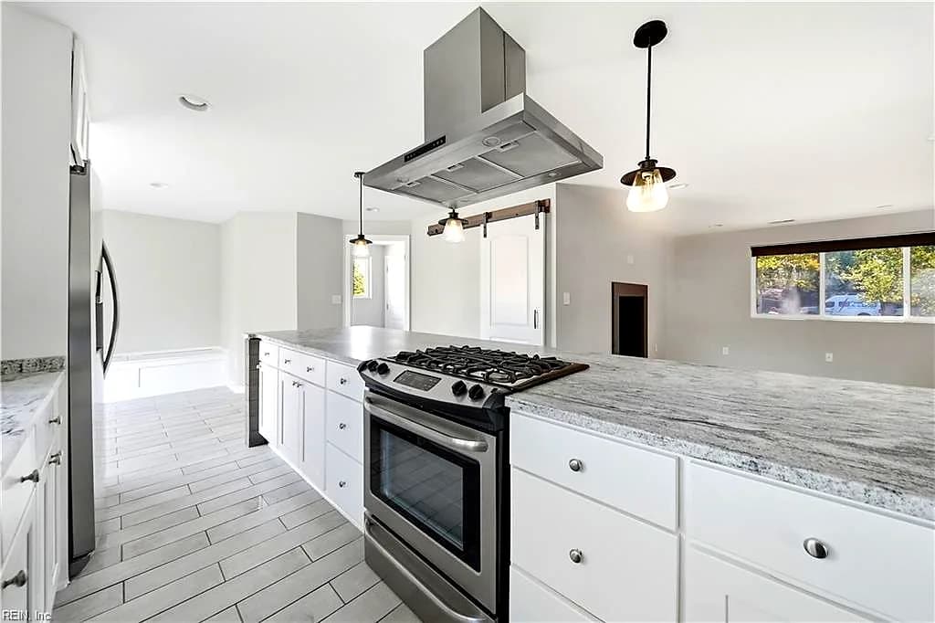 817 N Great Neck RD, VIRGINIA BEACH VA 23454 thumb 12