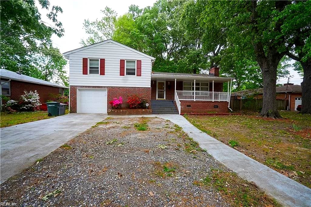 22 Mimosa CRES, HAMPTON VA 23661 - Photo 4