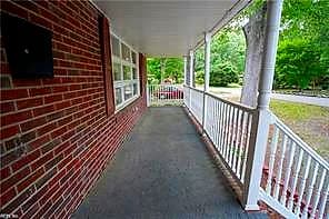 22 Mimosa CRES, HAMPTON VA 23661 thumb 6