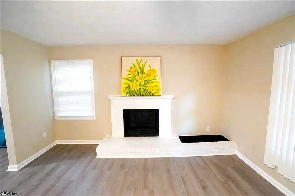 22 Mimosa CRES, HAMPTON VA 23661 thumb 9