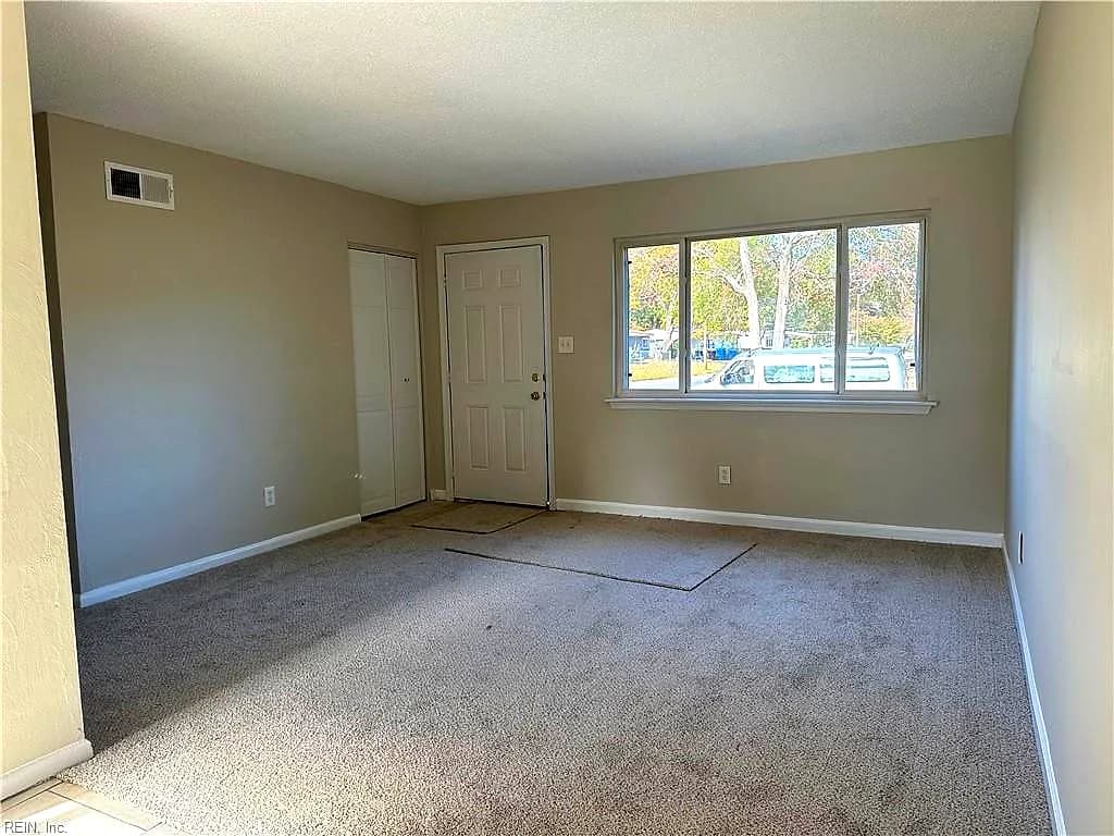 3525 Melinda PL, VIRGINIA BEACH VA 23452 - Photo 3