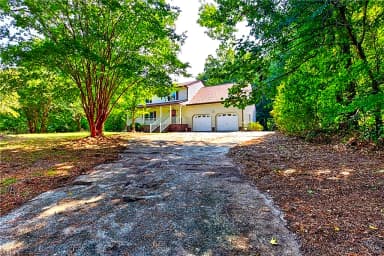 131 Holloway Dr DR, SMITHFIELD VA 23430 thumb 3