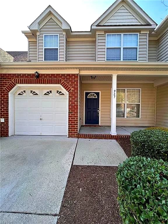 927 Hunley DR, VIRGINIA BEACH VA 23462 - Main photo