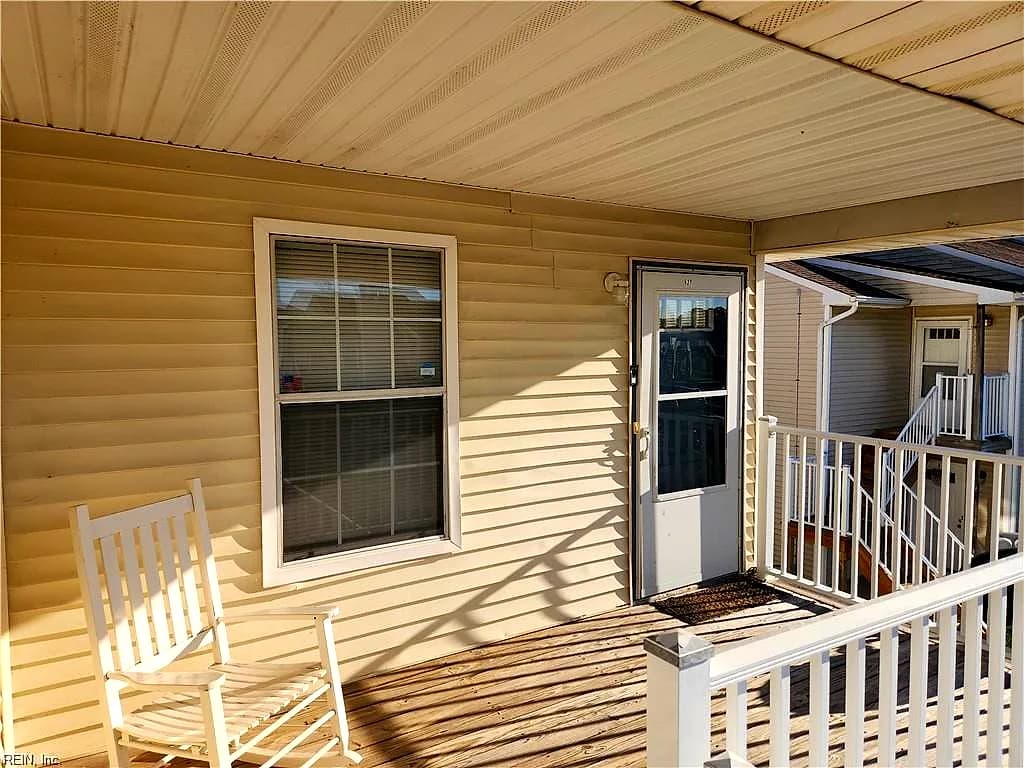 627 Crows Nest CT, VIRGINIA BEACH VA 23462 - Main photo
