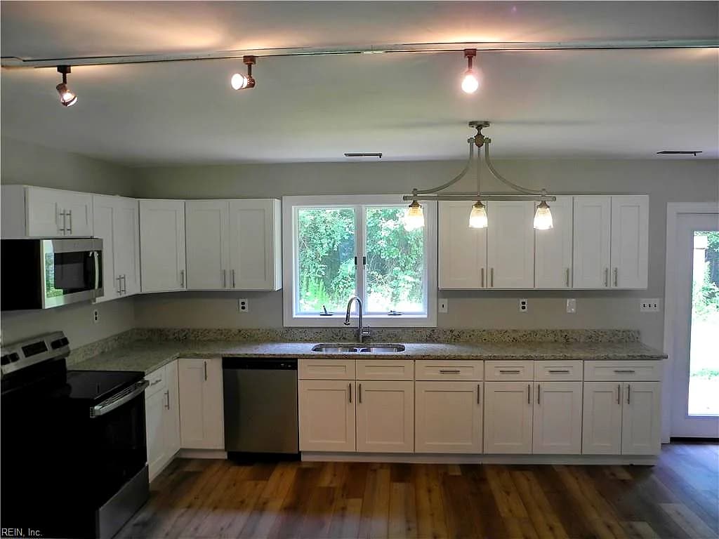 4476 Noahs LN, GLOUCESTER VA 23061 thumb 11