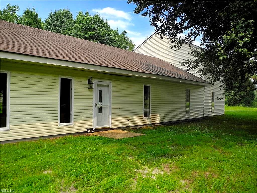 4476 Noahs LN, GLOUCESTER VA 23061 - Photo 3