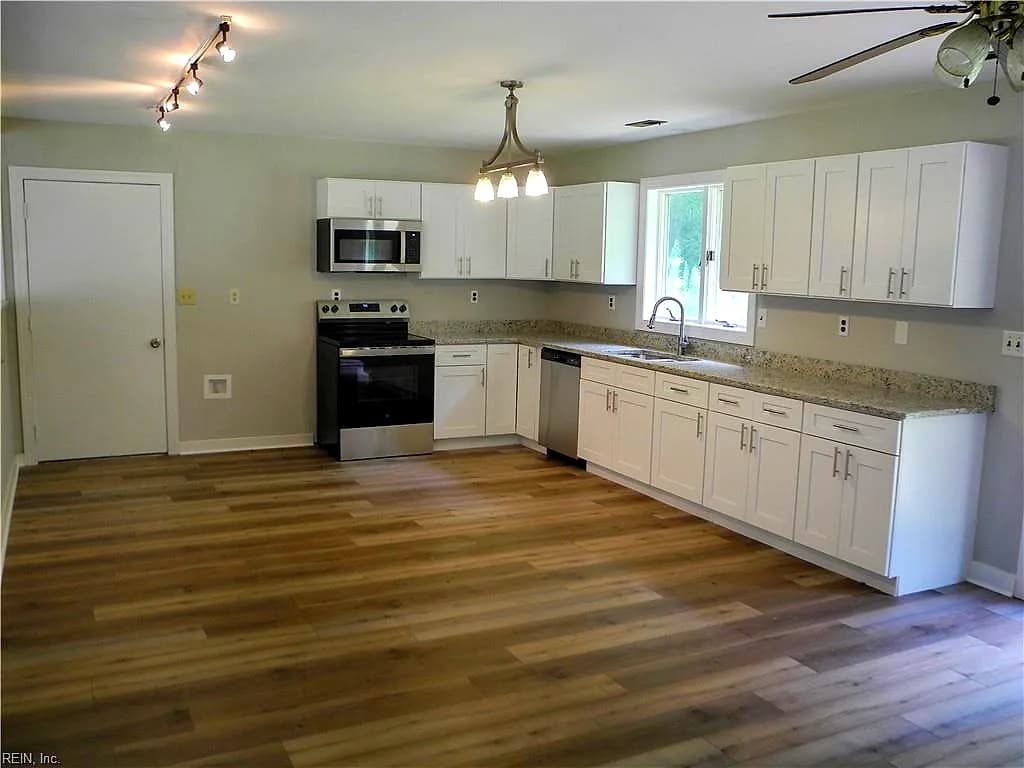 4476 Noahs LN, GLOUCESTER VA 23061 thumb 9