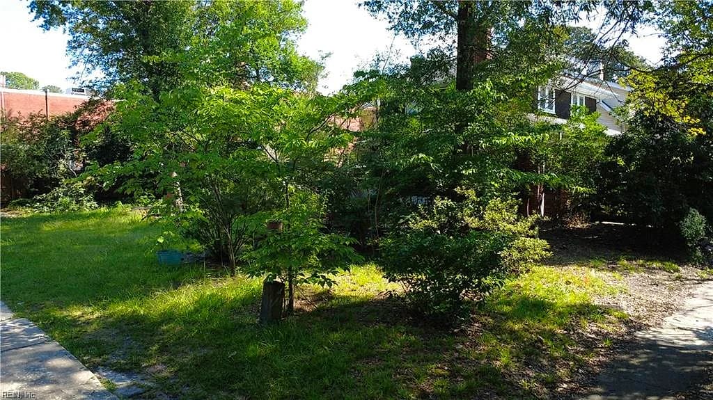 1142 Larchmont CRES, NORFOLK VA 23508 - Photo 5