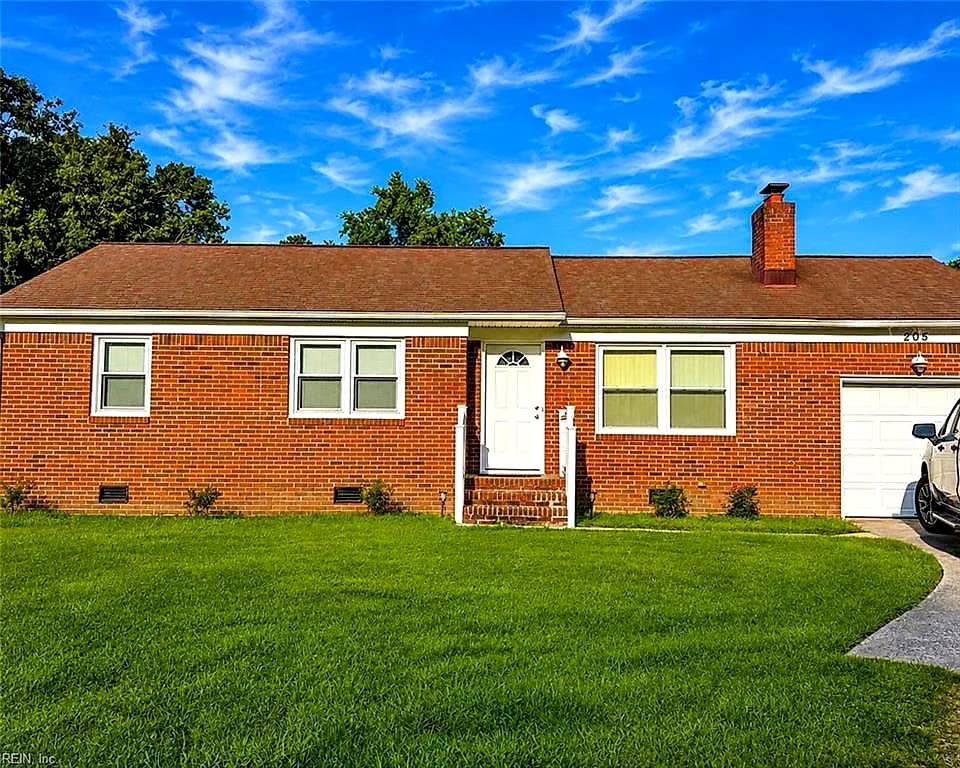205 Joanne DR, SEAFORD VA 23696 - Photo 3