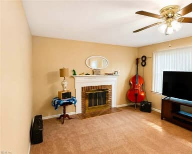 205 Joanne DR, SEAFORD VA 23696 thumb 4