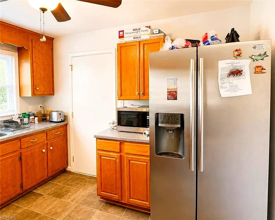 205 Joanne DR, SEAFORD VA 23696 thumb 8