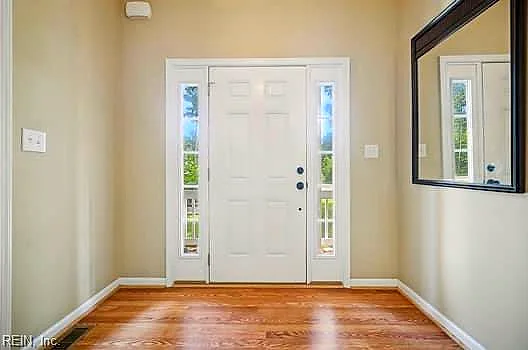 8484 Patrick Henry WAY, GLOUCESTER VA 23061 - Photo 5