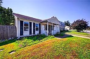 3305 Stoneshore RD, VIRGINIA BEACH VA 23452 - Photo 4