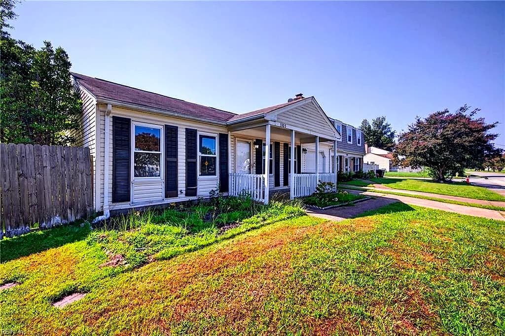 3305 Stoneshore RD, VIRGINIA BEACH VA 23452 - Photo 4
