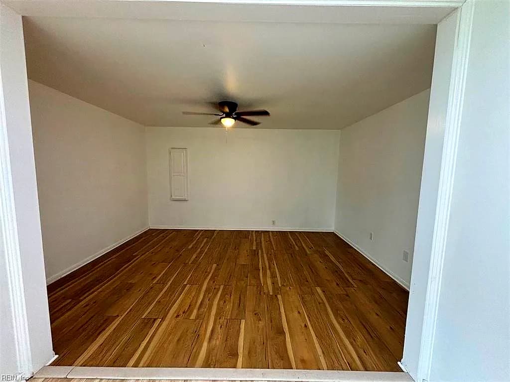 163 Alva CIR, NEWPORT NEWS VA 23608 - Photo 4