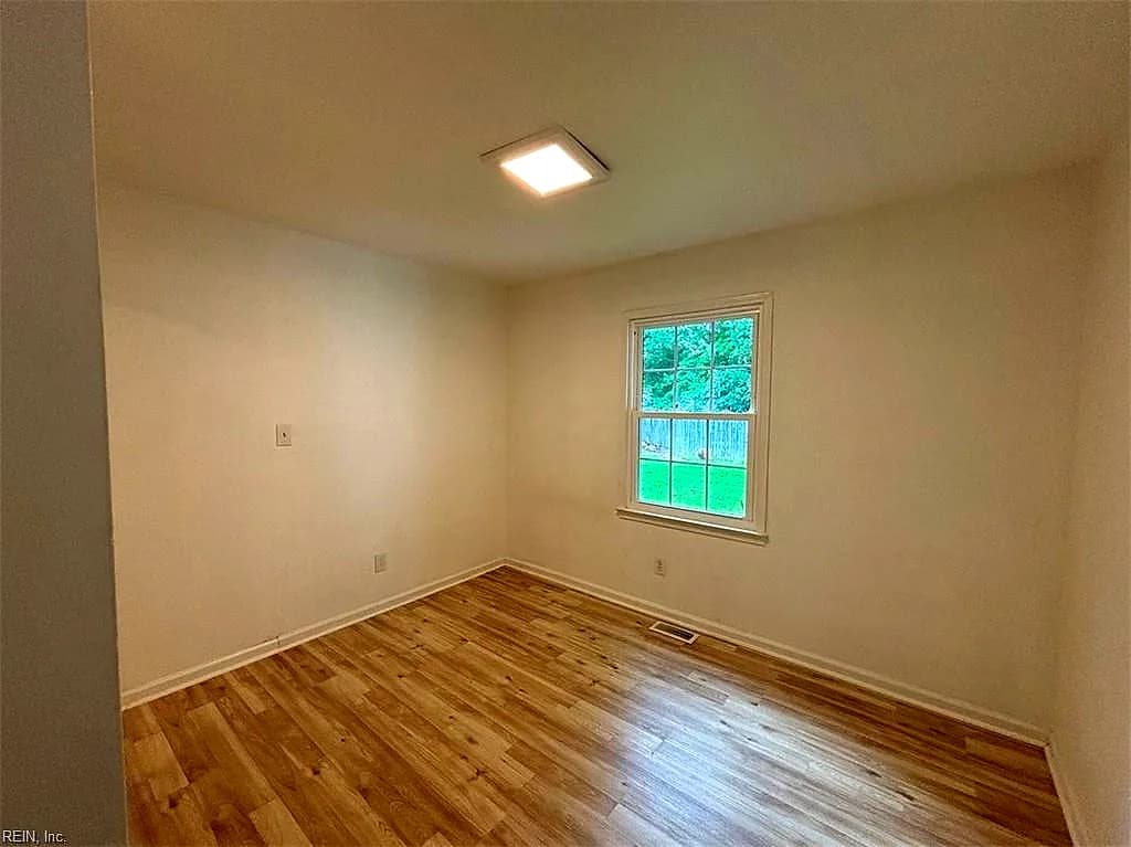 163 Alva CIR, NEWPORT NEWS VA 23608 thumb 8