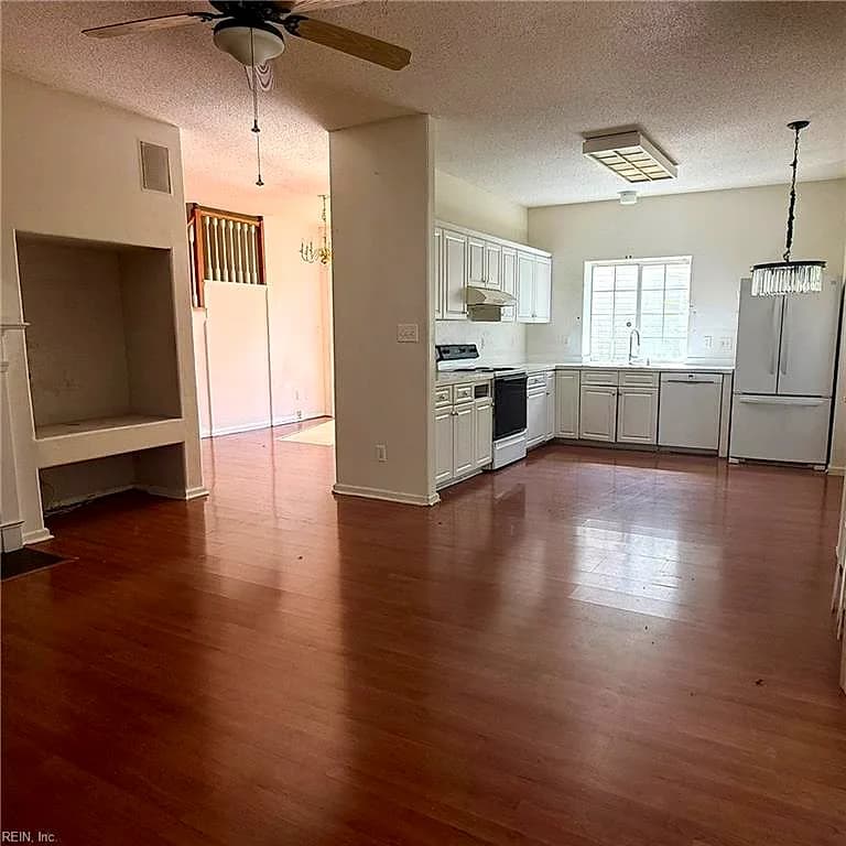 930 Ivystone WAY, NEWPORT NEWS VA 23602 thumb 11