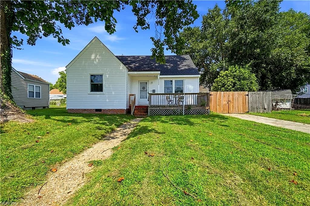 3522 Henrico ST, NORFOLK VA 23513 - Photo 2