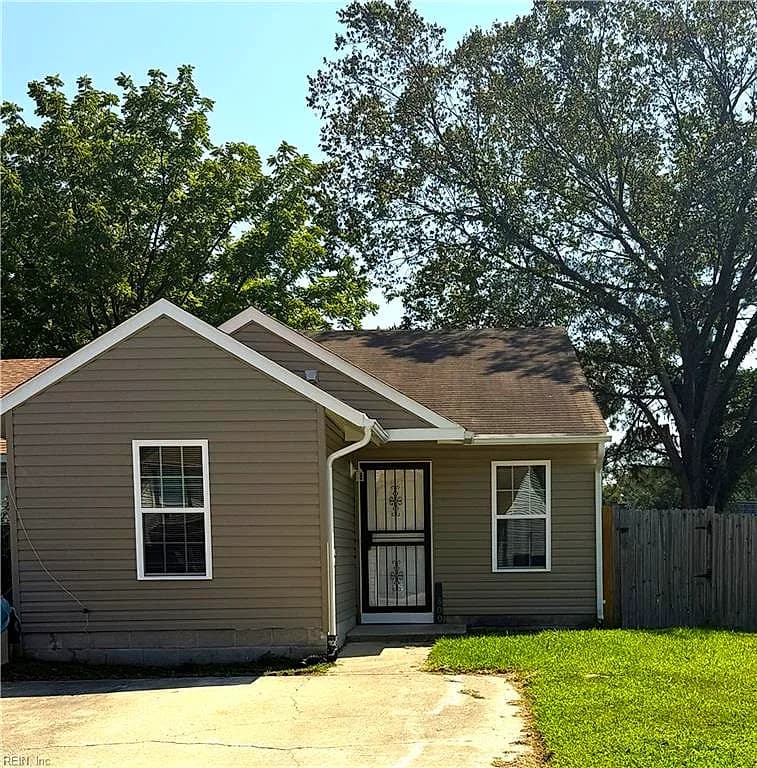 800 Stephanie CT, VIRGINIA BEACH VA 23462 - Photo 3