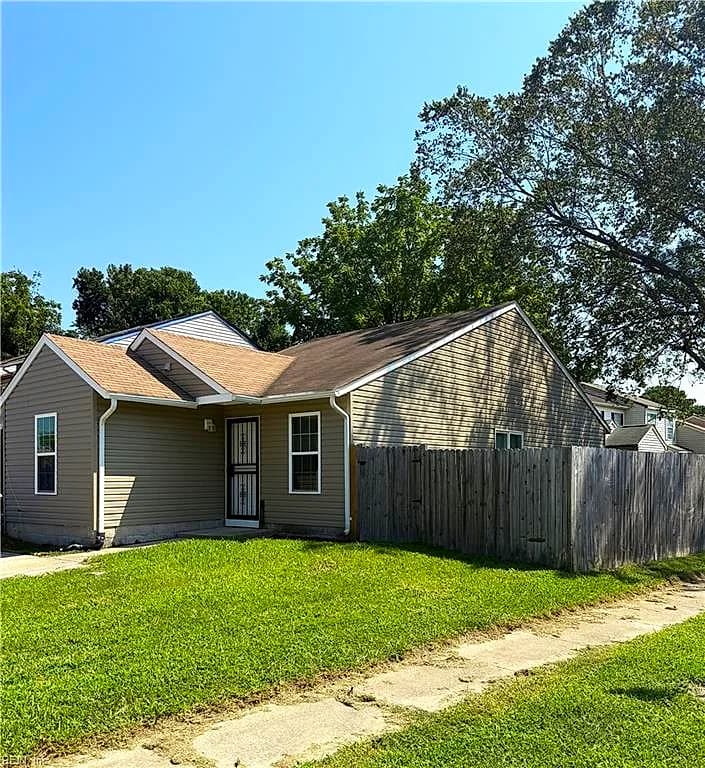 800 Stephanie CT, VIRGINIA BEACH VA 23462 - Photo 4