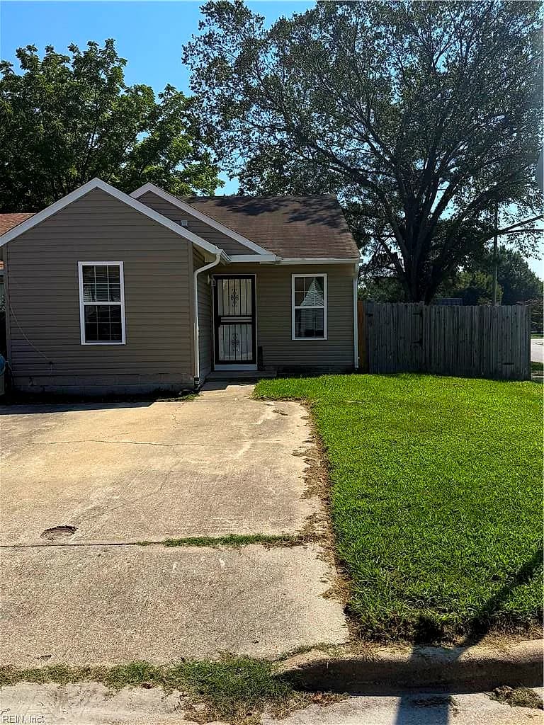 800 Stephanie CT, VIRGINIA BEACH VA 23462 - Photo 5