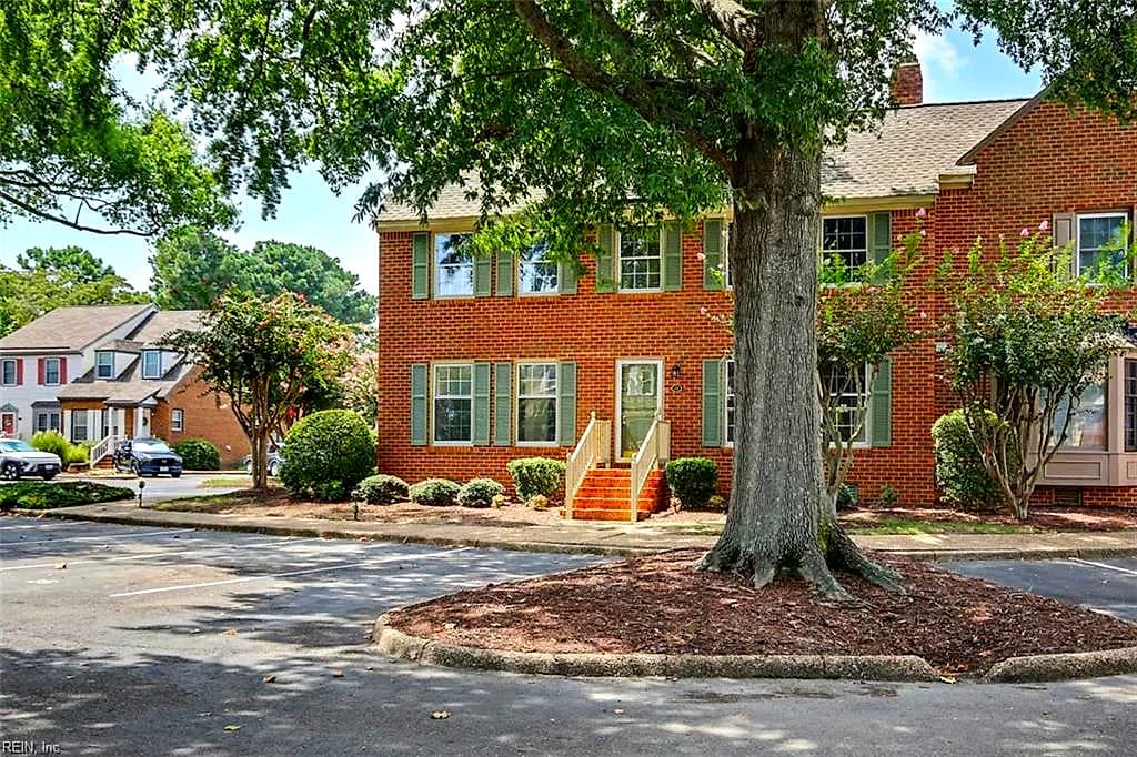 19 Capps Qtrs NONE #1, HAMPTON VA 23669 - Photo 2