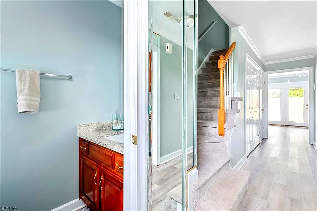 924 Lucas Creek RD #2, NEWPORT NEWS VA 23608 thumb 8