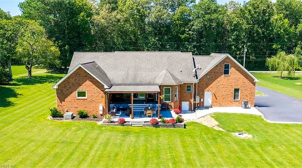 10092 Holly Forks RD, TOANO VA 23168 - Photo 4