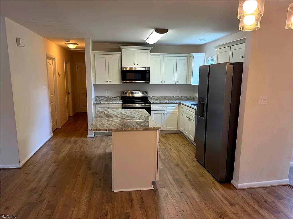 1121 Sir Gawaine DR, CHESAPEAKE VA 23323 - Photo 5