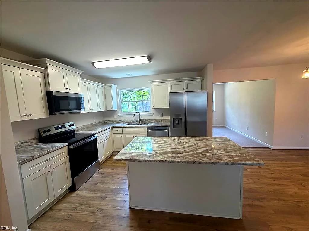 1121 Sir Gawaine DR, CHESAPEAKE VA 23323 thumb 6