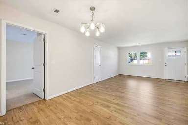1121 Sir Gawaine DR, CHESAPEAKE VA 23323 thumb 6