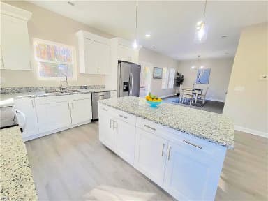 1621 Colonial AVE, SMITHFIELD VA 23430 thumb 6