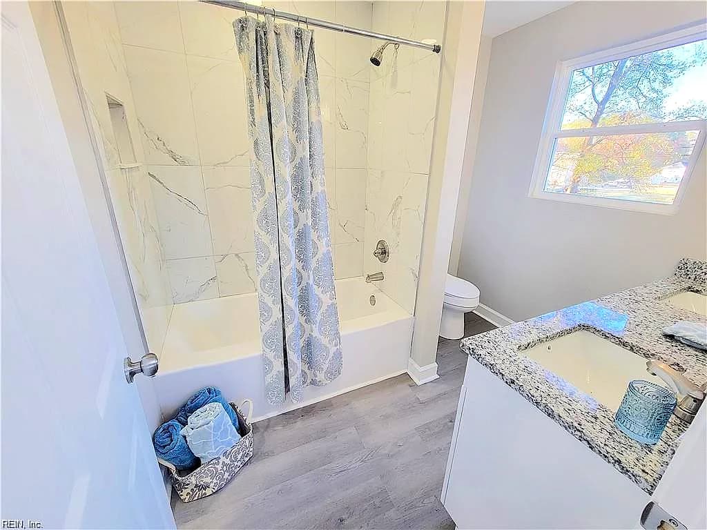 1621 Colonial AVE, SMITHFIELD VA 23430 thumb 10