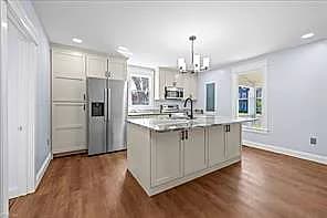 18215 First ST, KELLER VA 23401 - Photo 4