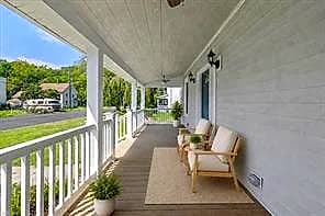 18215 First ST, KELLER VA 23401 - Photo 5