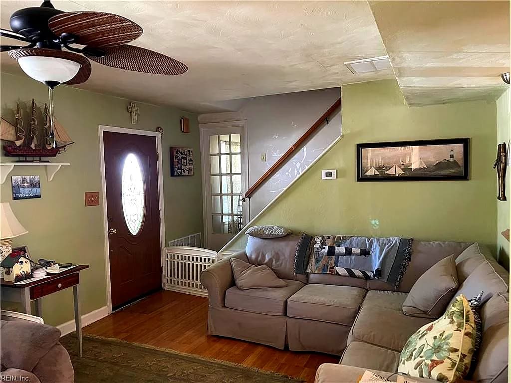 3721 Van Buren DR, VIRGINIA BEACH VA 23452 - Photo 3